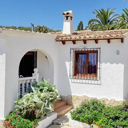 Casa Ian Dağ evi *